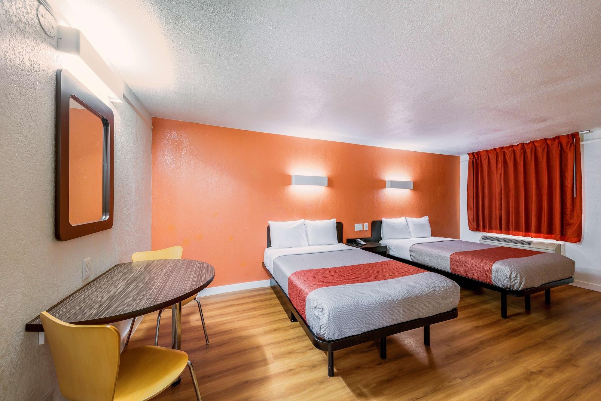 Motel 6-Dallas, Tx - Farmers Branch Eksteriør bilde