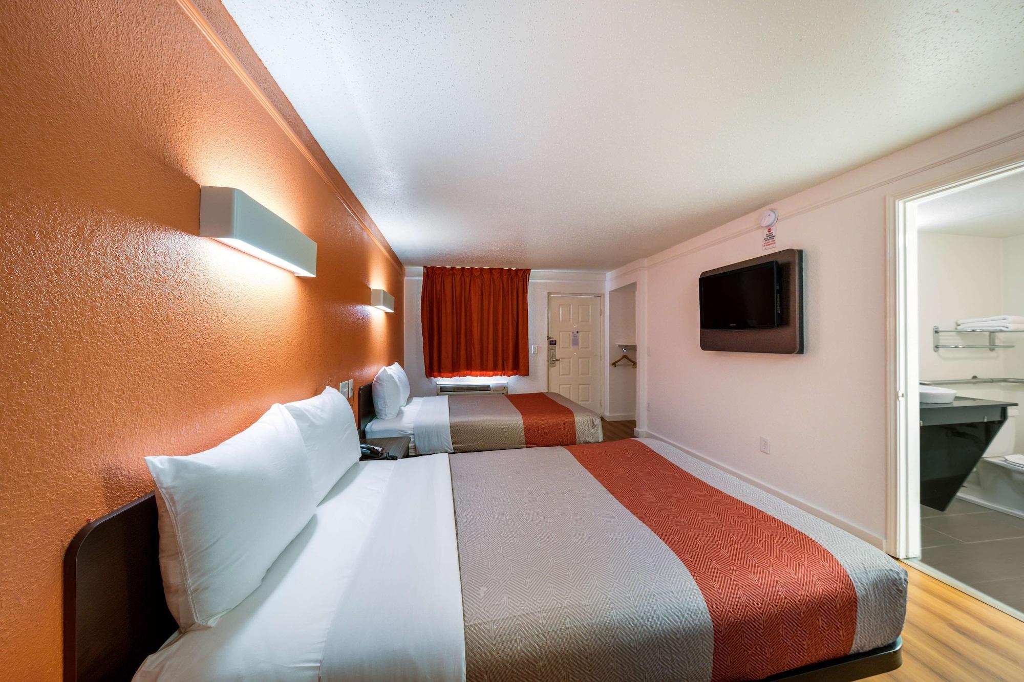 Motel 6-Dallas, Tx - Farmers Branch Eksteriør bilde