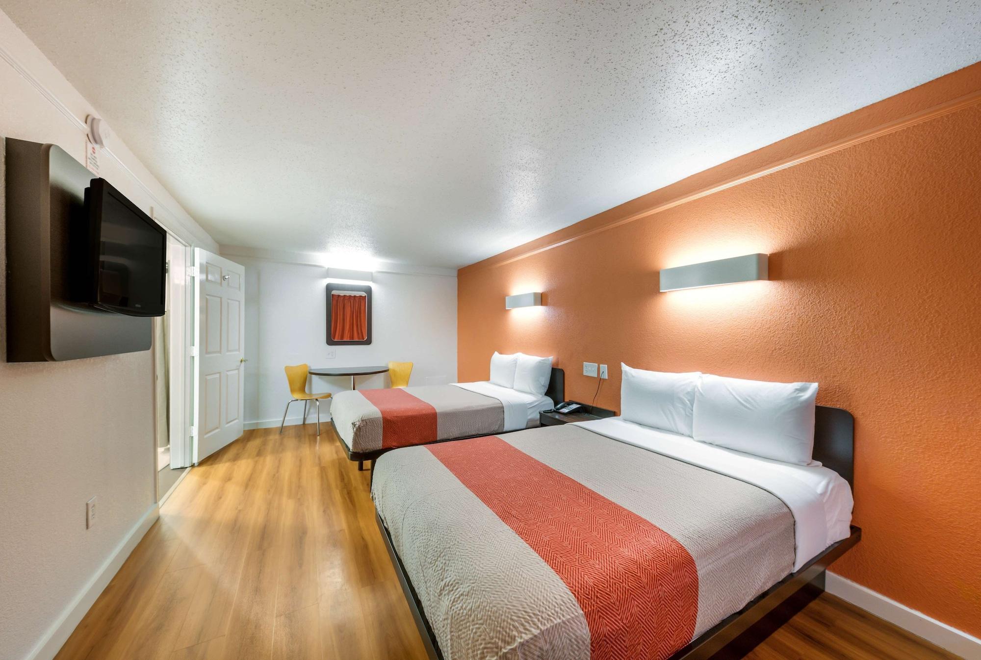 Motel 6-Dallas, Tx - Farmers Branch Eksteriør bilde