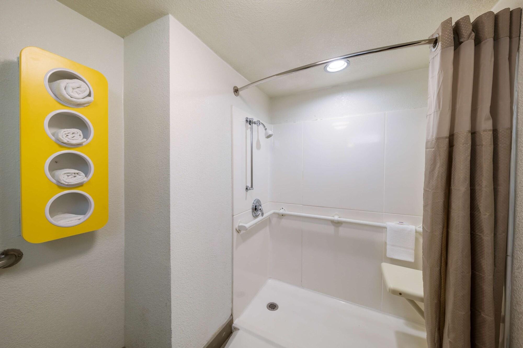 Motel 6-Dallas, Tx - Farmers Branch Eksteriør bilde