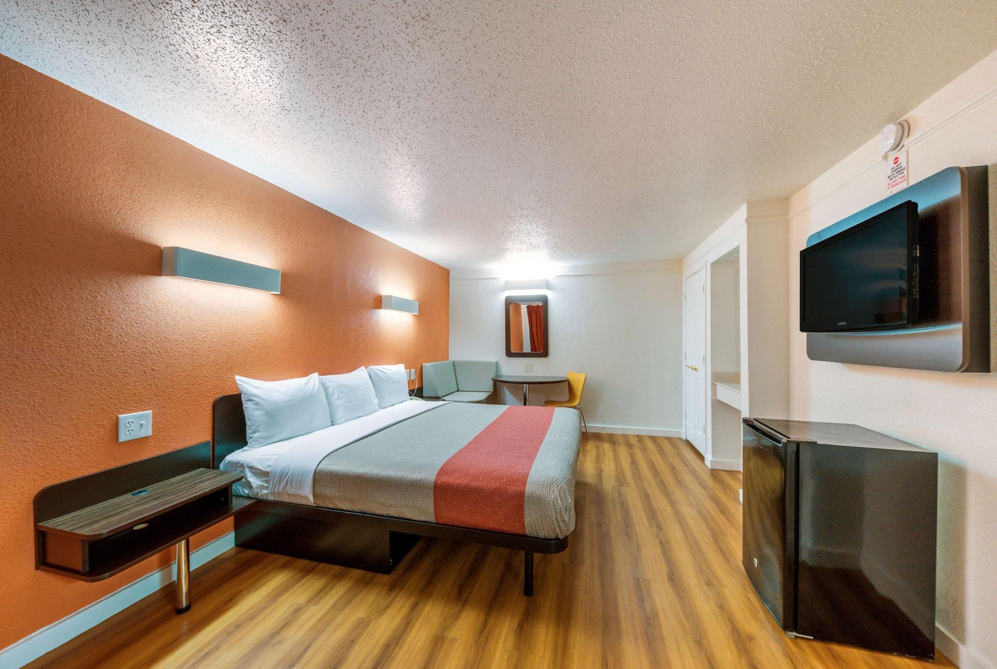 Motel 6-Dallas, Tx - Farmers Branch Eksteriør bilde