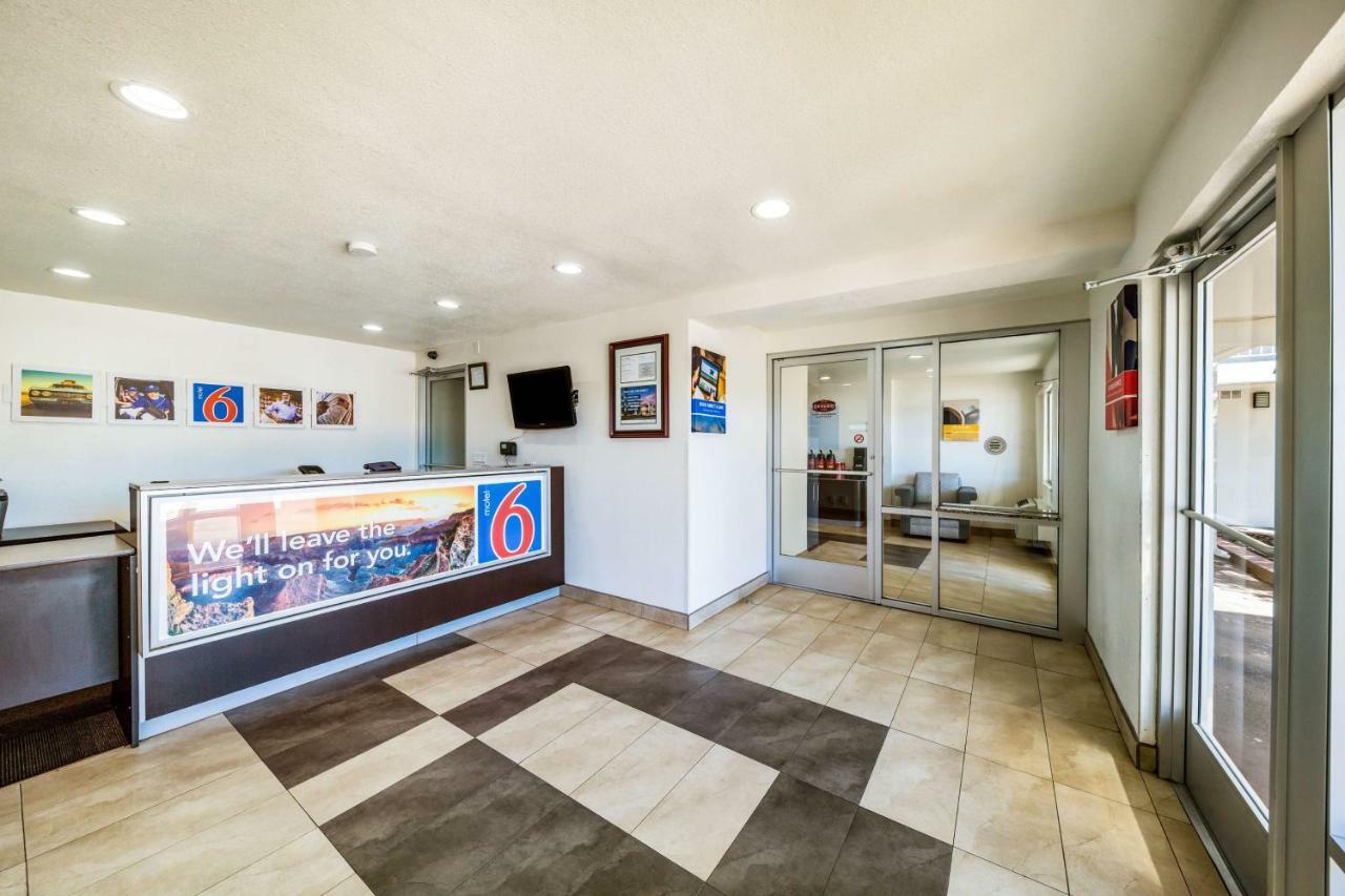 Motel 6-Dallas, Tx - Farmers Branch Eksteriør bilde