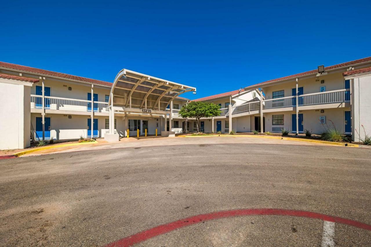 Motel 6-Dallas, Tx - Farmers Branch Eksteriør bilde