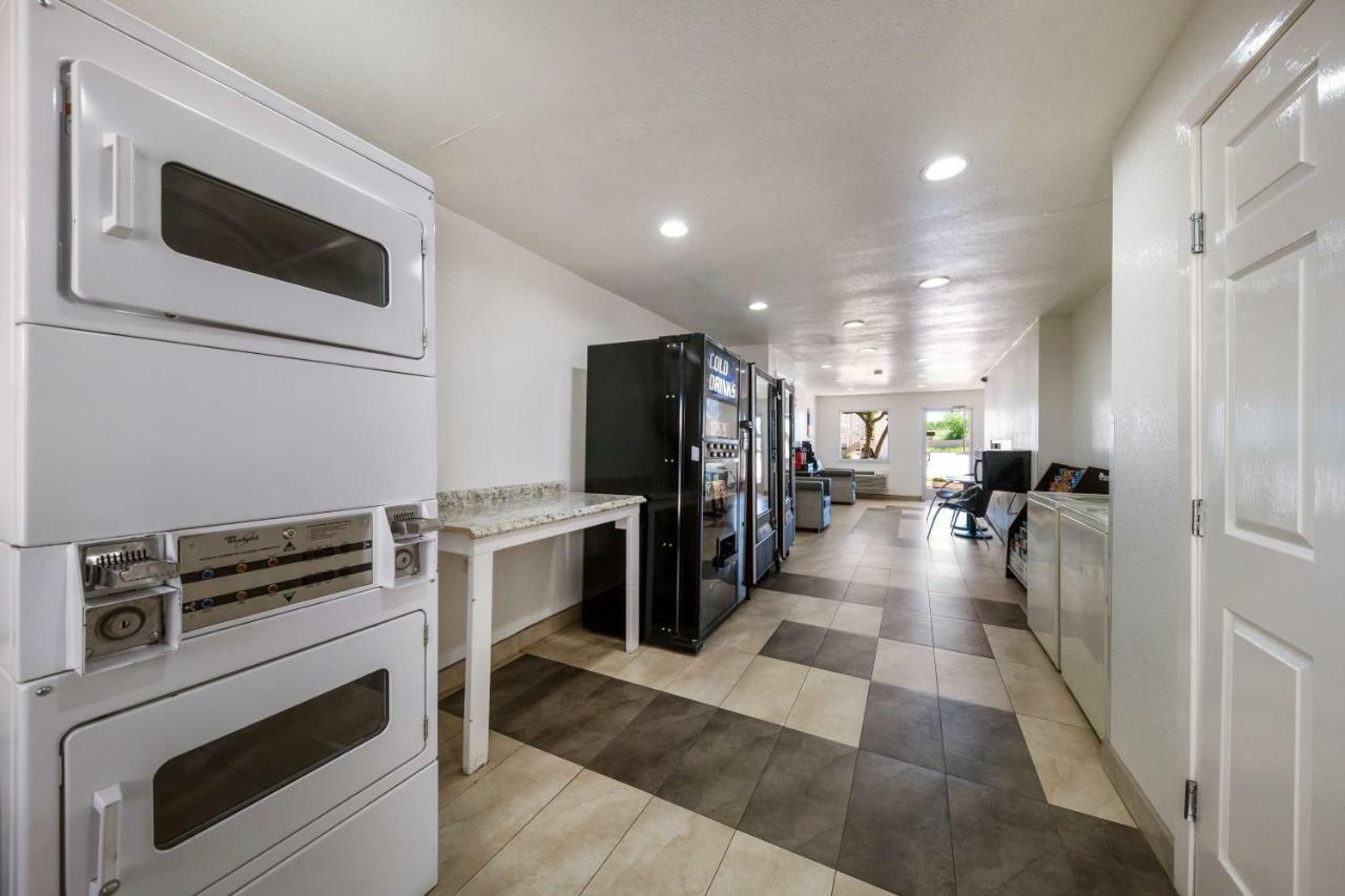Motel 6-Dallas, Tx - Farmers Branch Eksteriør bilde